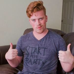 Meet your Posher, Levi